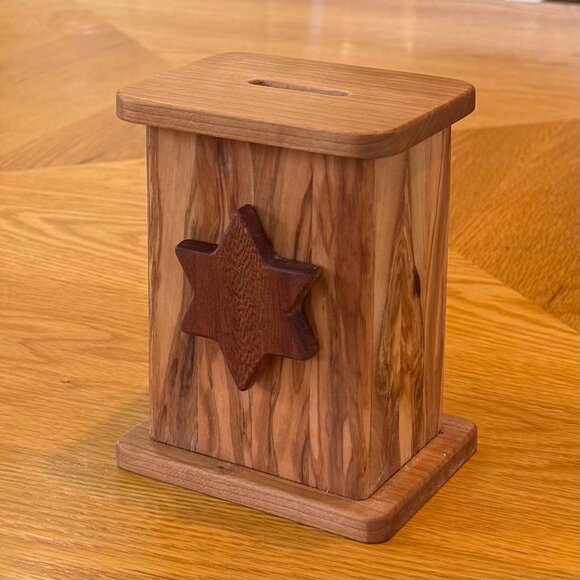 Tzedakah Charity Box Olive / Sapele / Cherry Hardwoods HandCrafted Star of David - Picture 2 of 9